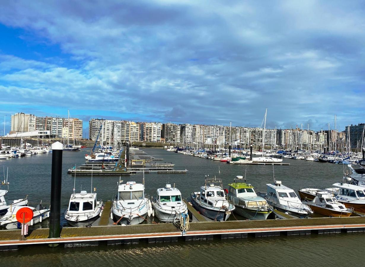 Zeeparel Duplex Loft Apartment บลังเคนเบอร์เก ภายนอก รูปภาพ